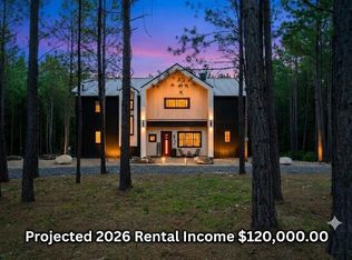 19 Bear Cedar Trl, Broken Bow, OK 74728