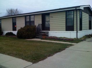 124 Zurich Dr, Lynwood, IL 60411