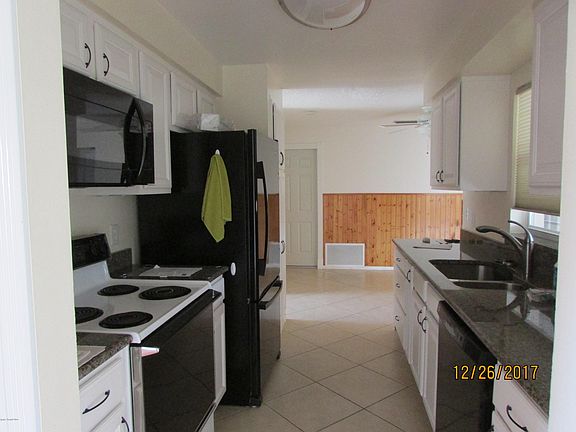 4th image of 1053 Fenway Dr