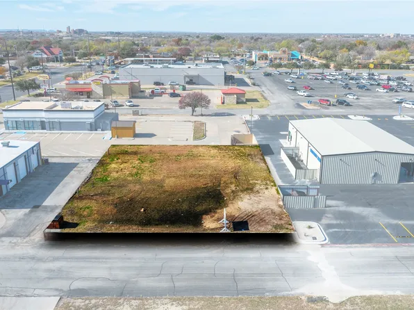 1124 E North 10th St, Abilene, TX 79601