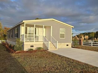 864 Yaupon Drive SW, Calabash, NC 28467