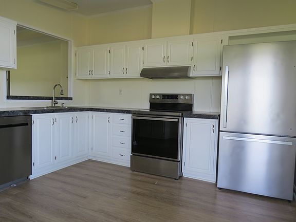 new refrigerator, stove, & dishwasher