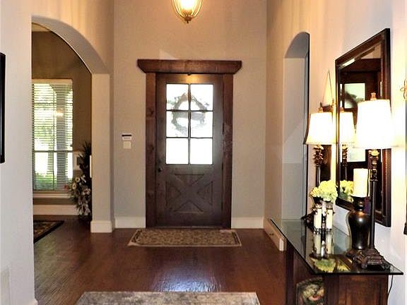 5th image of 8205 Sawgrass Ln