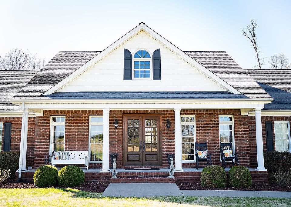 1st image of 1245 Ashley Dr