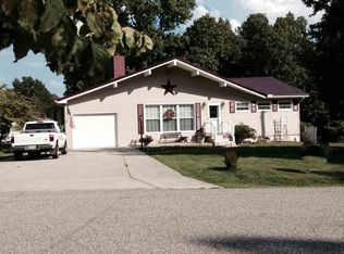 105 Bobolink Rd, Russell, KY 41169