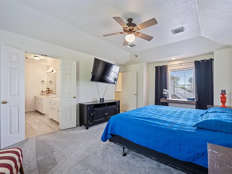2060 Glencove Dr — Photo 18