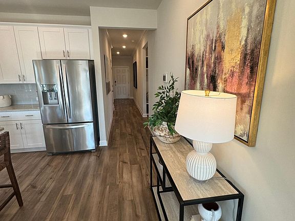 4th image of 1339 Sweet Pea St
