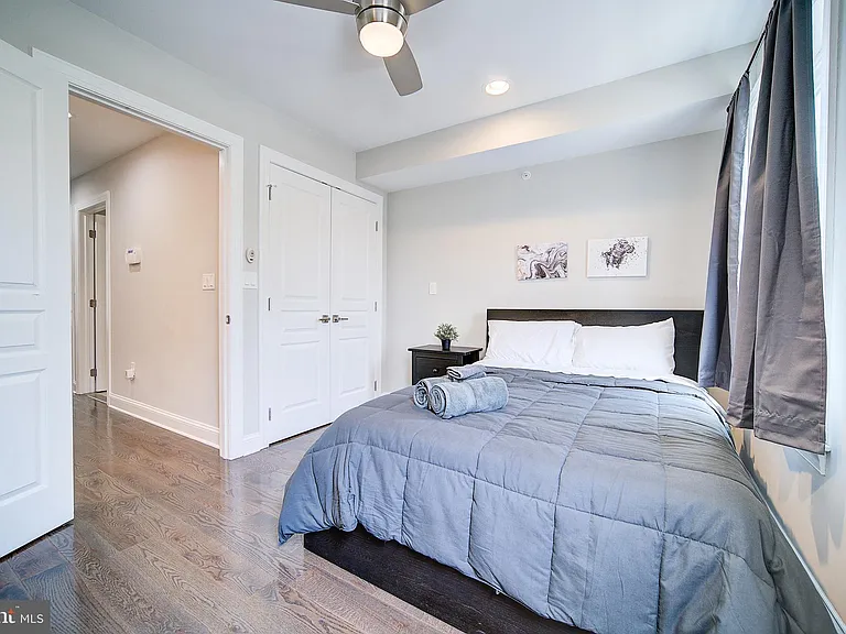 1513 S Lambert St — Photo 64