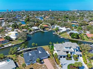 5507 Contento Dr, Sarasota, FL 34242
