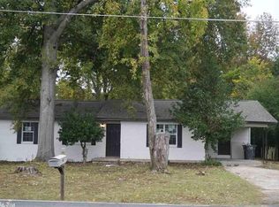 404 S Sawmill Rd, Searcy, AR 72143