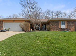 335 Hope Ct, Greenwood, IN 46142