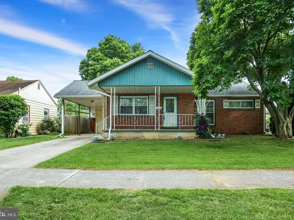 811 Coolidge St, New Cumberland, PA 17070