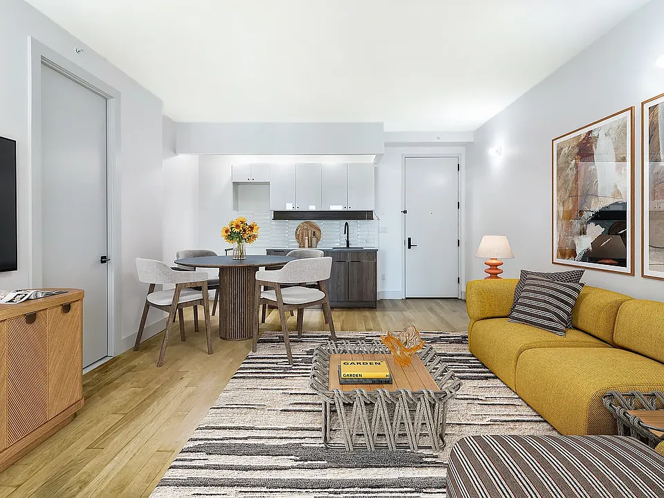 1884 Broadway #712N