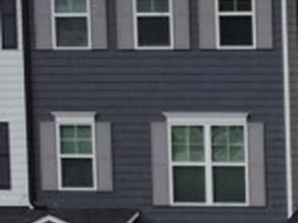 35 Cobalt Ln #81, Newnan, GA 30265