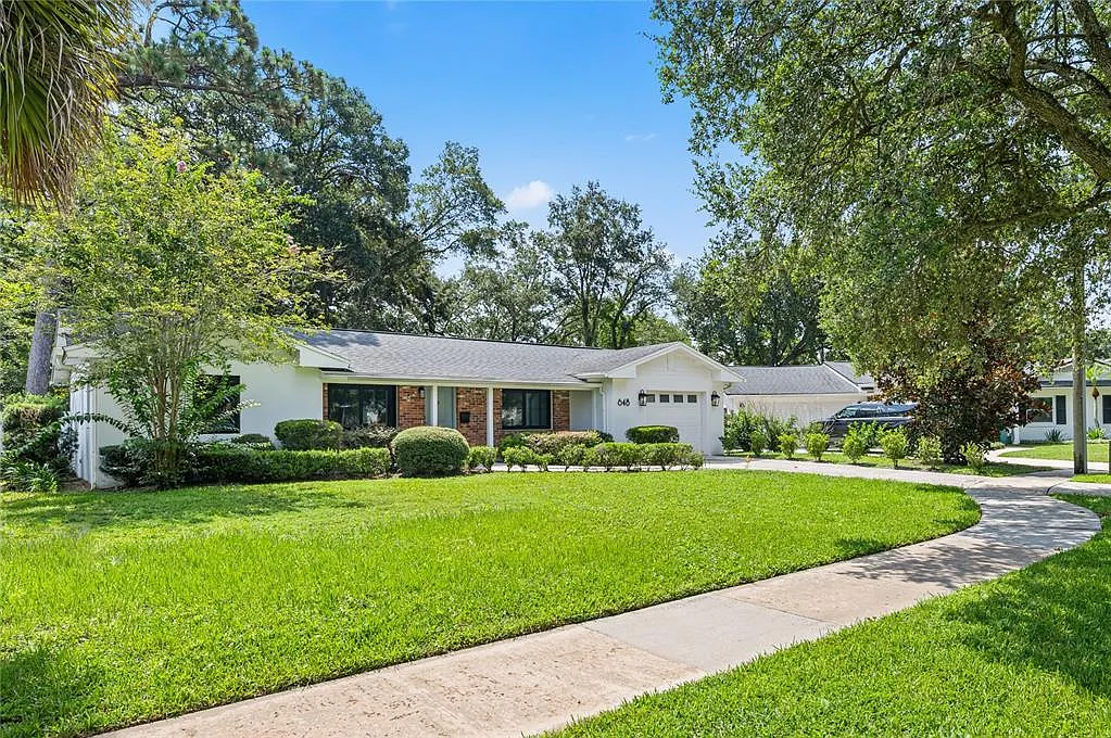 3 bed, 2.0 bath, 1554 sqft, $4,400 — Photo 3