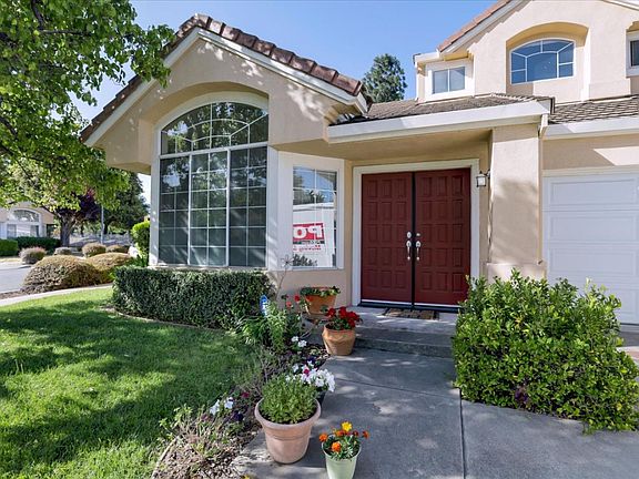 3rd image of 7335 Prindiville Dr