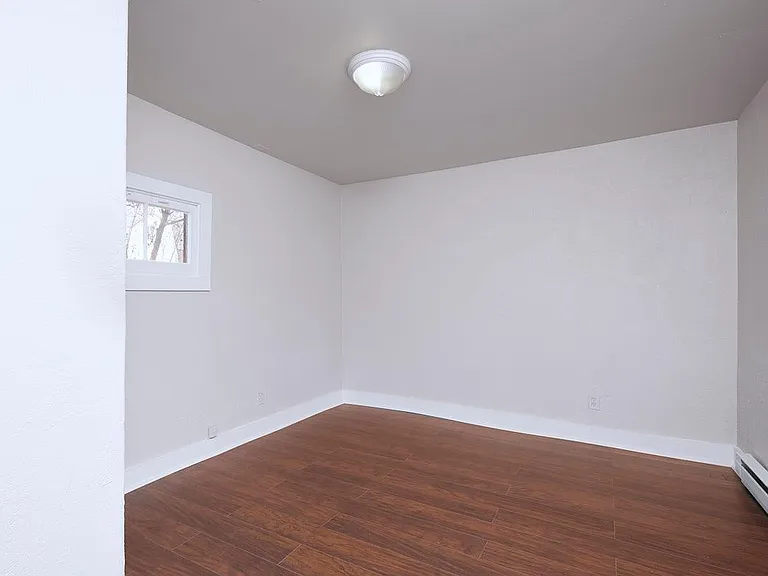 1118 E Platte Ave #B — Photo 12