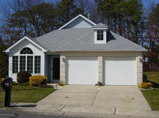 2302 Agincourt Rd, Toms River, NJ