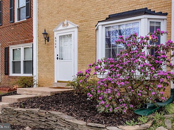3rd image of 6309 Hillary Ct