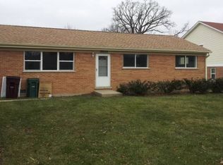 18622 W Hickory Pl, Grayslake, IL 60030