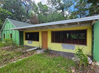 8869 E Ogden Ln, Floral City, FL 34436