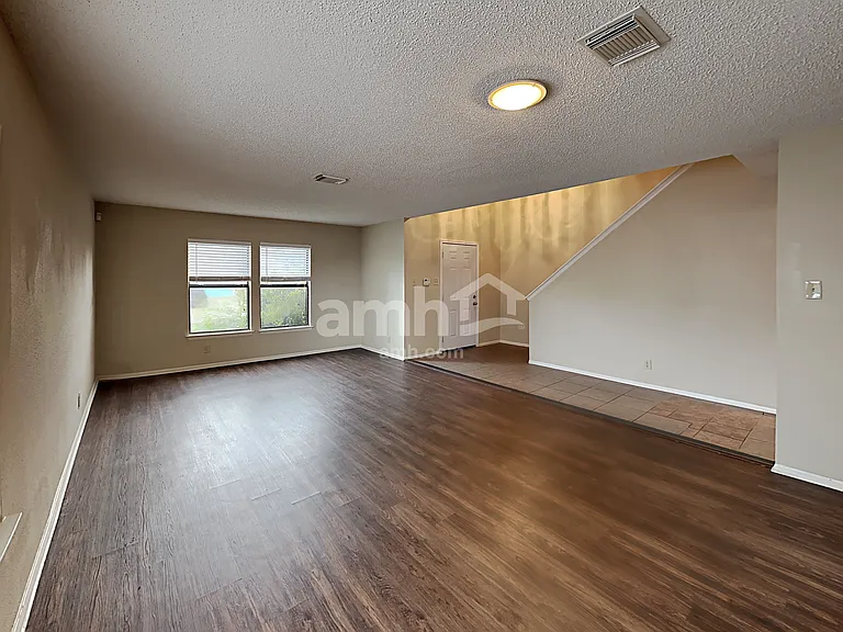 6678 Snow Meadow Dr — Photo 6