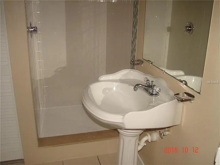 7300 N Taliaferro Ave — Photo 7