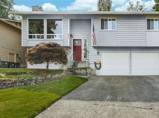 615 N 18th Pl, Mount Vernon, WA 98273