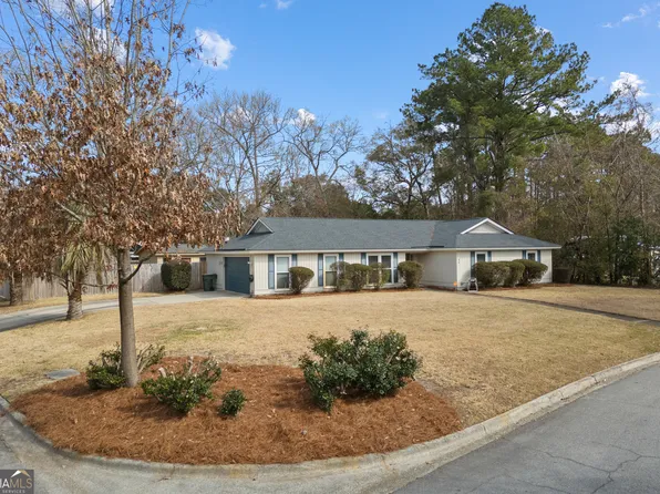 46 N Nicholson Cir, Savannah, GA 31419