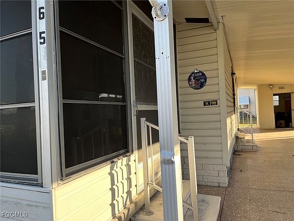 2nd image of 65 Sunset Cir