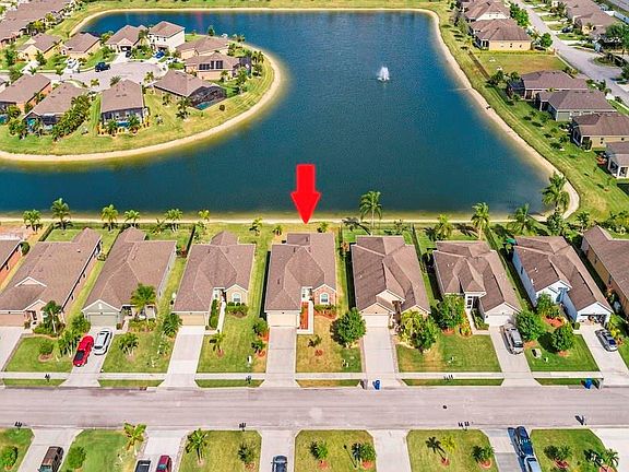 3rd image of 8082 Westfield Cir