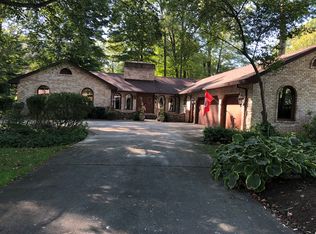 411 Cherry Hill Ln, Cortland, OH