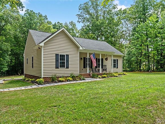 2nd image of 112 Roane Oak Trl