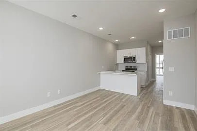 2207 N Broad St — Photo 23