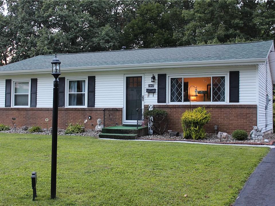 1st image of 2445 Saratoga Dr