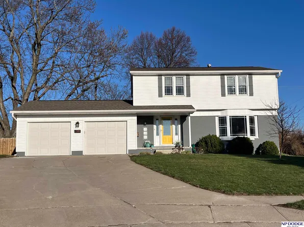 13205 Marinda Cir, Omaha, NE 68144