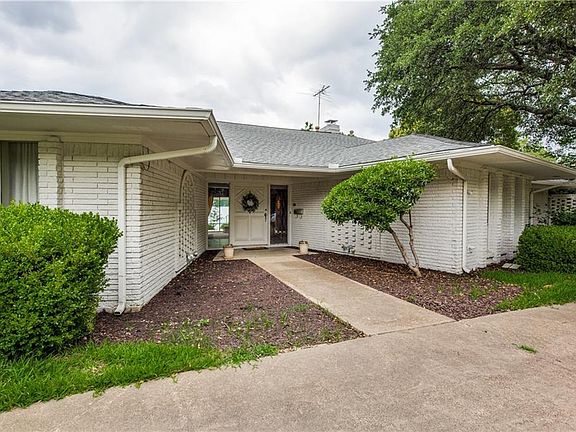2nd image of 7225 Stonetrail Dr