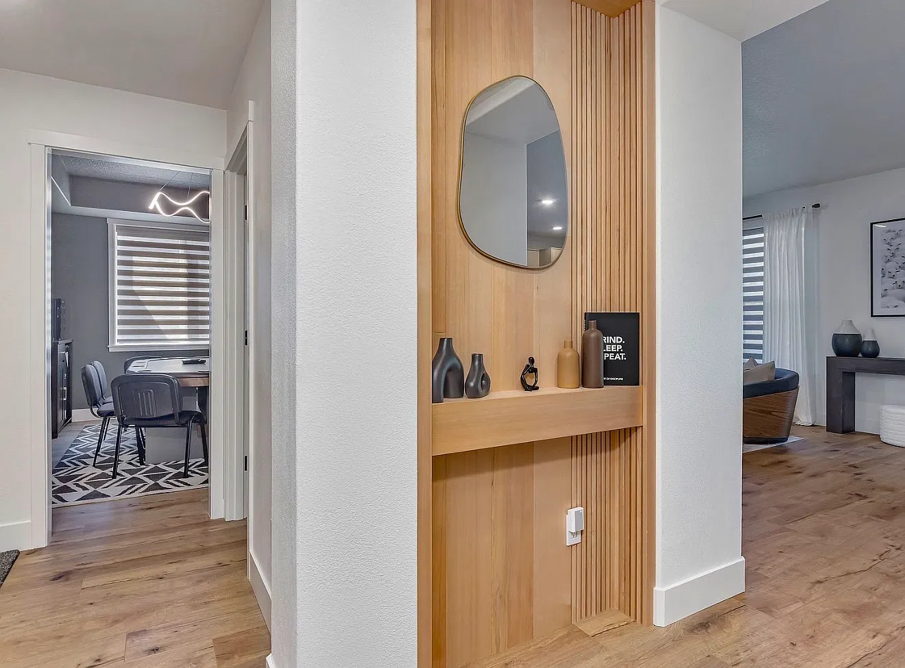 4 bed, 3470 sqft, $5,295 — Photo 4