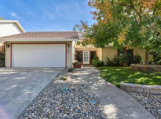 169 Stoney Hill Dr, Folsom, CA 95630
