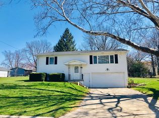 1206 S 3rd St, Marshalltown, IA 50158