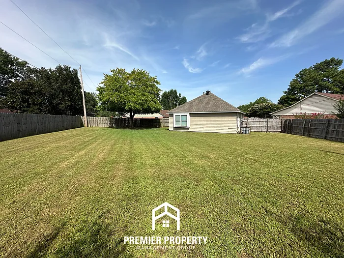 5340 Village Oak Cv — Photo 20