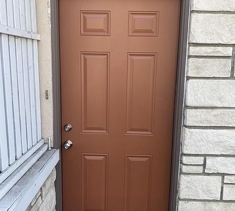 2nd image of 121 S Illinois St #1