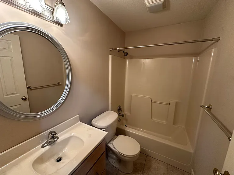 3649 Indian Run Dr #7 — Photo 6