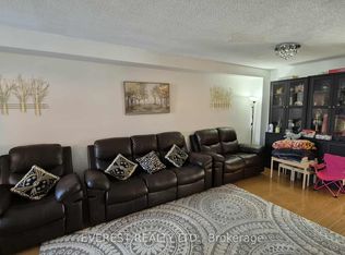 124 Desert Sand Dr, Brampton, ON L6R1P9