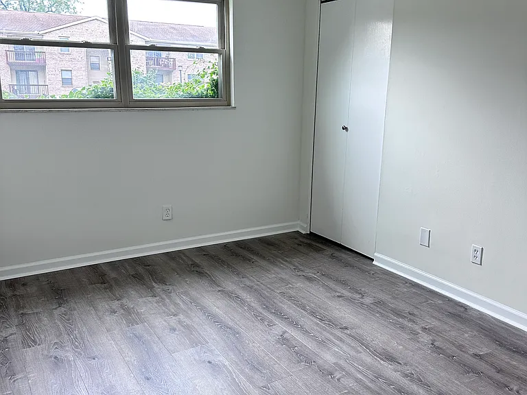 4326 Villa Dr #4 — Photo 10