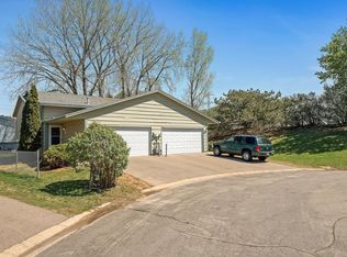 4422 Cinnamon Ridge Trl, Eagan, MN 55122