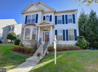 81 Calmes St, Charles Town, WV 25414