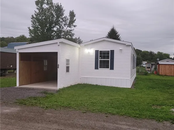 66 Genna Ln, Delevan, NY 14042