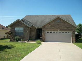 3960 W Edgewood St, Springfield, MO 65807