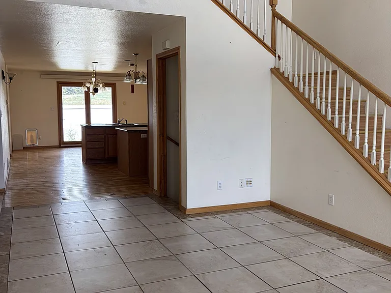 1421 Thaxton Ct #1 — Photo 2